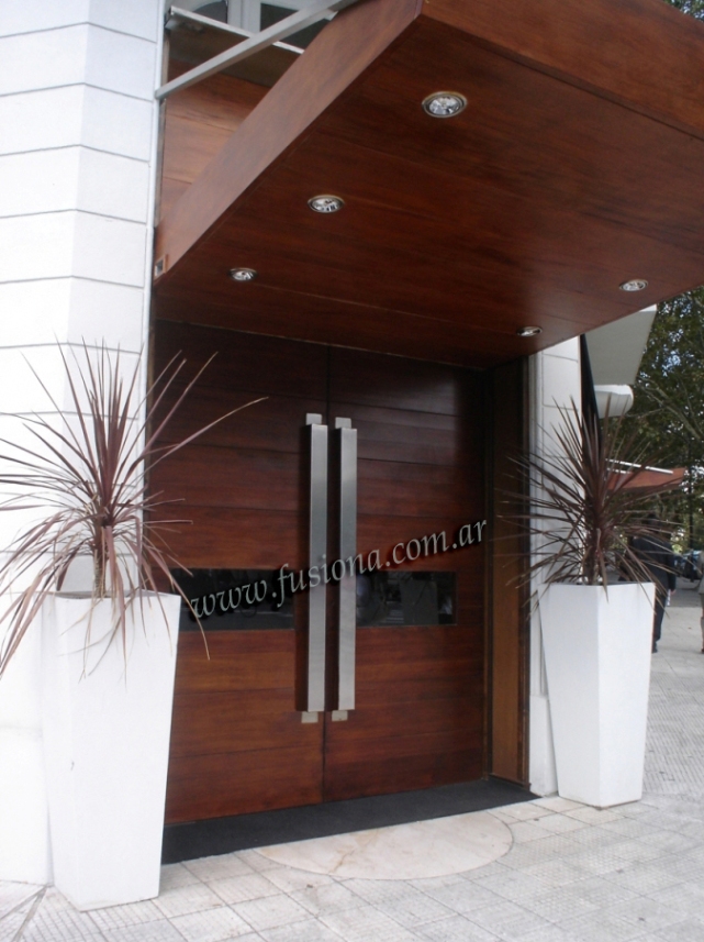 - Mas modelos de Puertas de entrada modernas de madera maciza, diseños